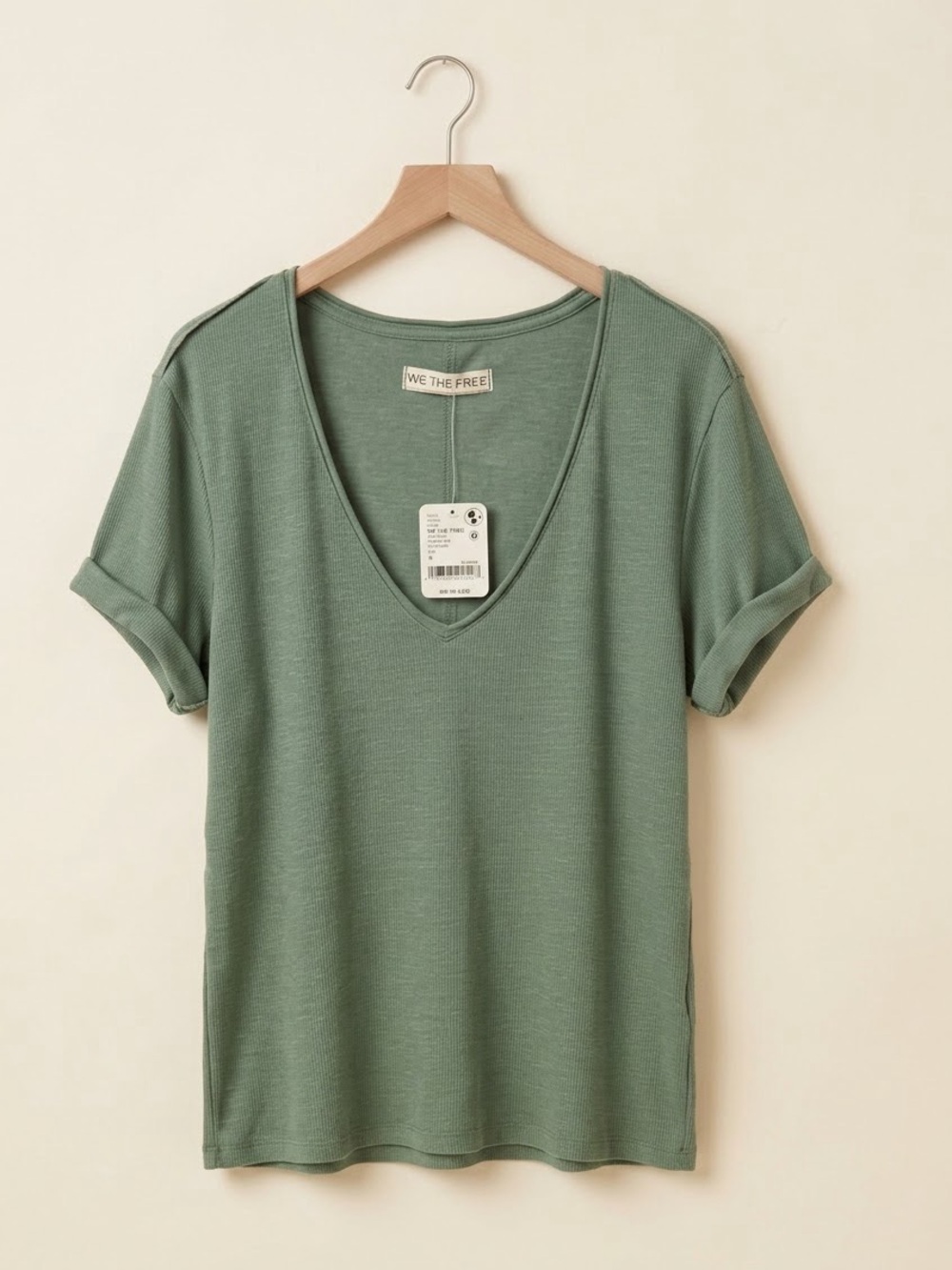 We The Free Sage Green V-Neck Short Sleeve Top L